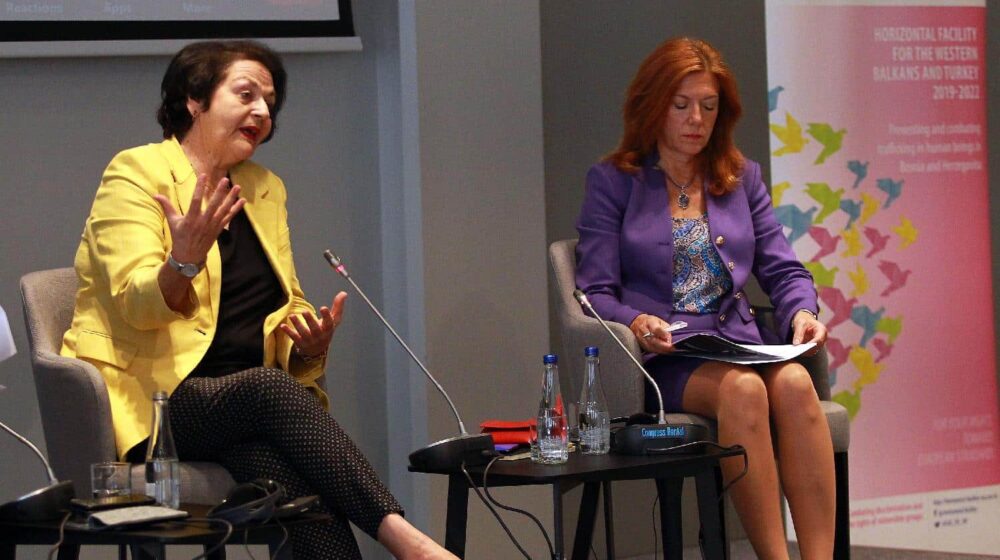 Čomić: Suprotstaviti se grupama koji ljude tretiraju kao robu 1