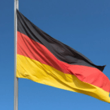 U Kelnu protesti protiv podrške Ukrajini 11