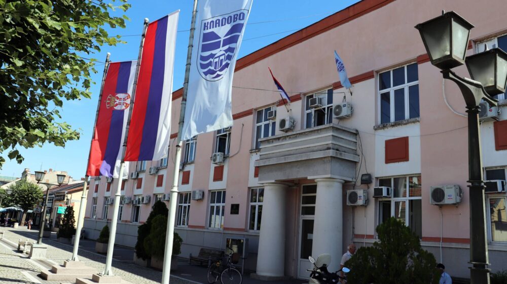 Kladovo Počela obuka druge grupe popisivača Društvo Dnevni list Danas