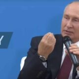 Putin odgovara na pitanja đaka tokom posete ruskoj enklavi u Evropi: "Naša misija je da zaustavimo rat Kijeva protiv Donbasa" (VIDEO) 10
