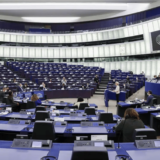 EP na plenarnoj sednici o izveštajima o Srbiji i Kosovu, Bilčik usmeno podneo amandman o osudi zločina 7
