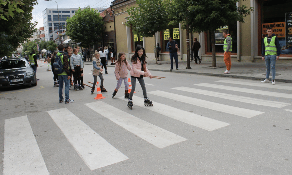 Akcija o bezbednosti u saobraćaju u centru Vranja, kao deo obeležavanja "Evropske nedelje mobilnosti" 16