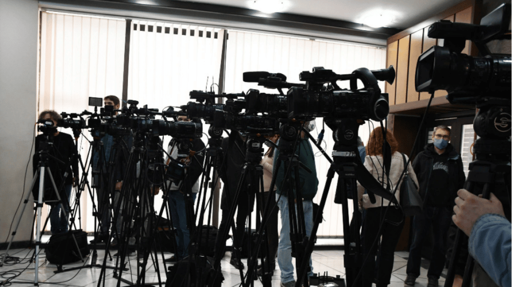 UNS: U izveštaju "Sloboda medija brz odgovor" za prvu polovinu godine i 19 slučajeva iz Srbije 1