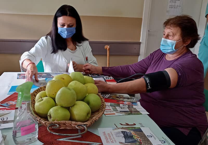Svetski dan srca u Šapcu: Zelena jabuka za sve i bitni pregledi 1