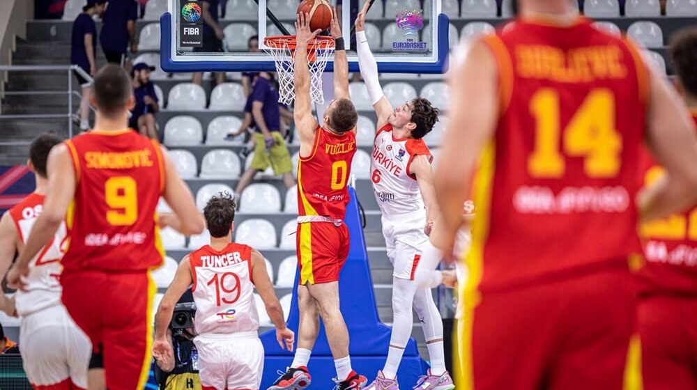 Turska srećnija u neizvesnoj završnici, sudija "presudio" Crnoj Gori 1