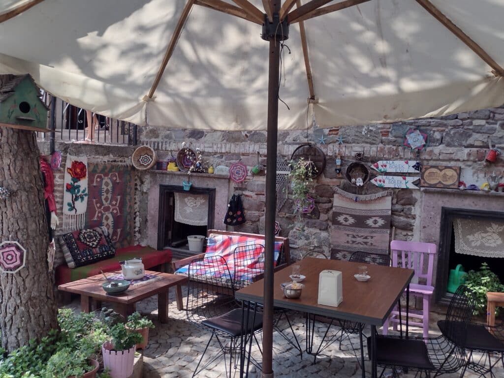 Zalazak sunca koji je pripitomio samog đavola: Pogled na Ajvalički arhipelag 6