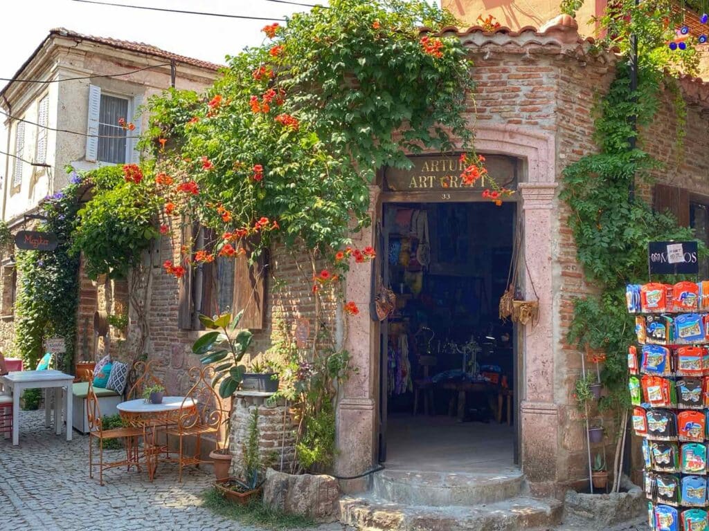 Zalazak sunca koji je pripitomio samog đavola: Pogled na Ajvalički arhipelag 7