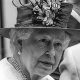 Preminula britanska kraljica Elizabeta Druga 12