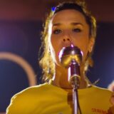 Francuska pevačica Zaz vraćena sa kanadske granice jer nije vakcinisana 9