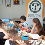 Sremska Mitrovica: Otvorena Škola šaha u prostorijama Mesne zajednice „Sutjeska“ 1