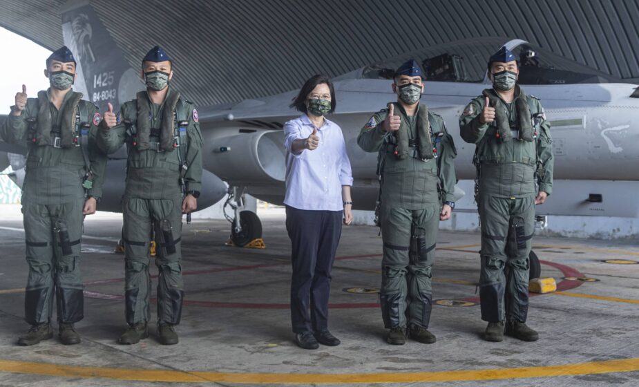 Kina traži od SAD da otkažu prodaju oružja Tajvanu 1