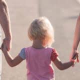 Dva puta, oba završavaju u ćorsokaku: Šta da rade roditelji koji ne mogu da naplate alimentaciju? 3