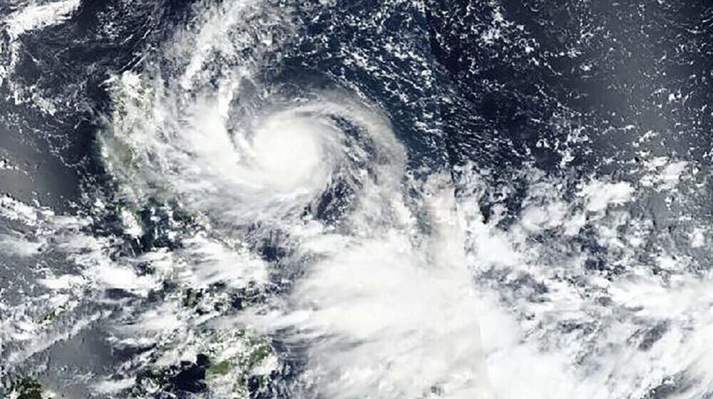 Tajfun Doksuri jača u Pacifiku 1