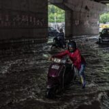 U jakim kišama i udarima groma stradalo najmanje 36 ljudi u severnoj Indiji 16
