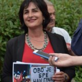 "Niške televizije će odgovarati zbog širenja laži i mržnje prema opoziciji, pa i kroz film Informera": Poslanica Tamara Milenković- Kerković "obećala građanima Niša" 2