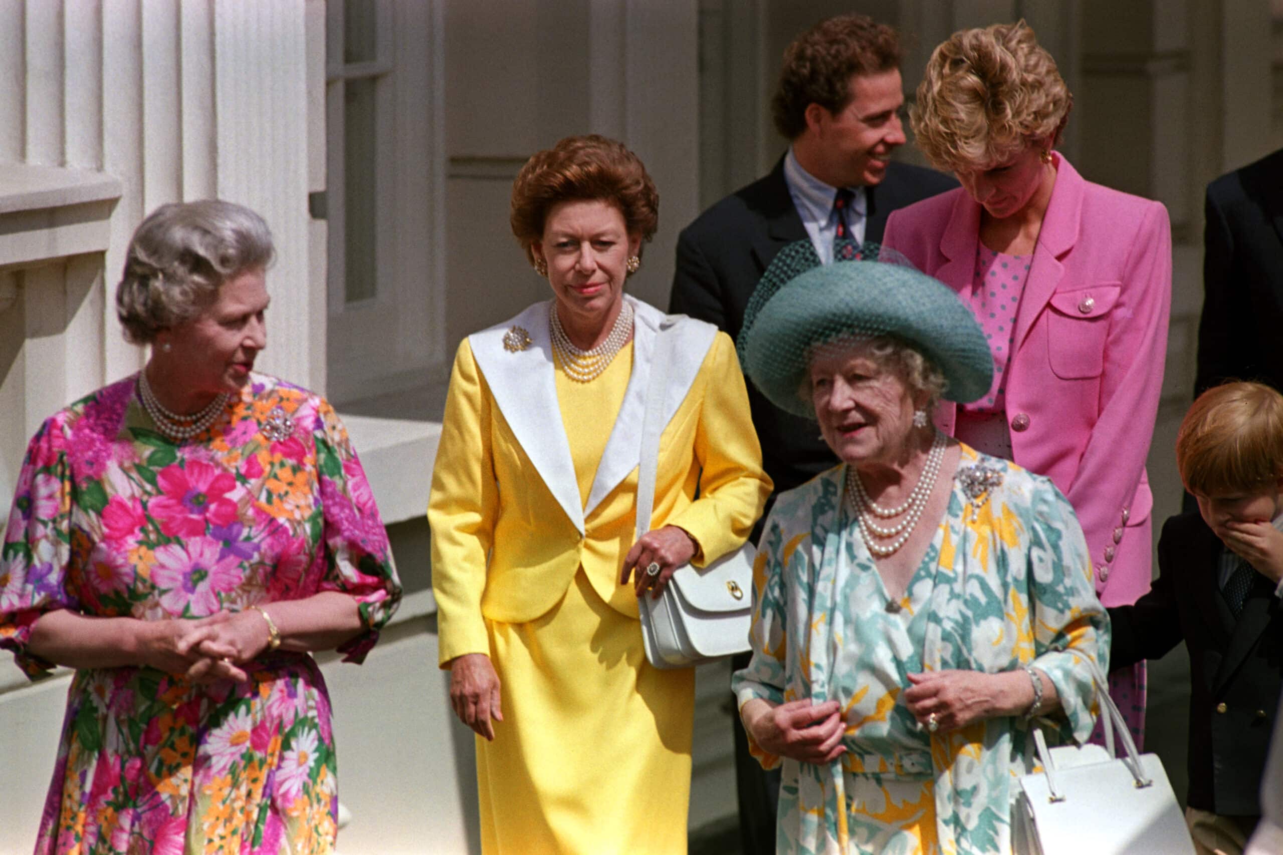 Brak koji je obeležio britansku kraljevsku porodicu: U kakvom su odnosu bile kraljica Elizabeta II i princeza Dajana? 2 Brak koji je obeležio britansku kraljevsku porodicu: U kakvom su odnosu bile kraljica Elizabeta II i princeza Dajana? 2