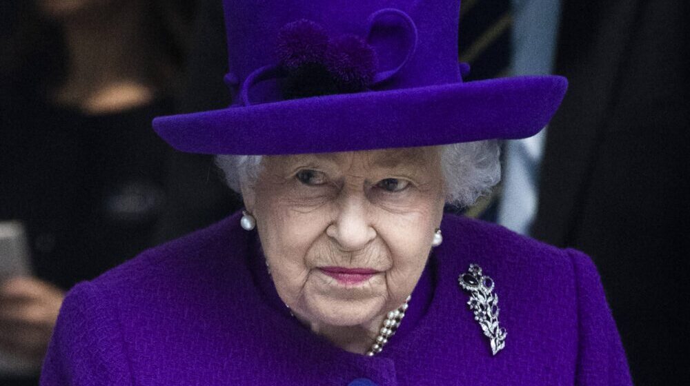 U Indiji dan žalosti zbog smrti britanske kraljice Elizabete Druge 1