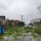 Uragan Ijan stigao do Floride, plavi naselja i čupa drveće 15
