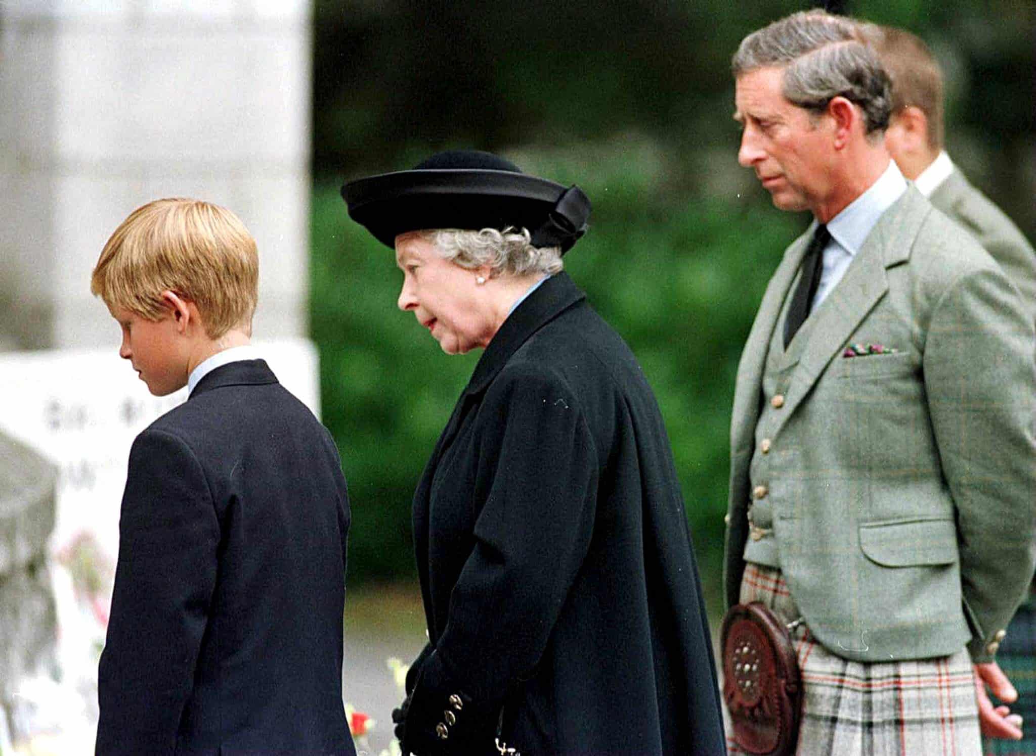 Brak koji je obeležio britansku kraljevsku porodicu: U kakvom su odnosu bile kraljica Elizabeta II i princeza Dajana? 4