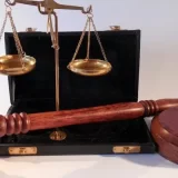 Tri bivša predsednika Albanije posetila komandante OVK 15