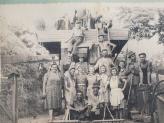 izložba5 Izložba “Porodica i identitet” u Mihajlovu pored Zrenjanina u čast vrednim ljudima 5