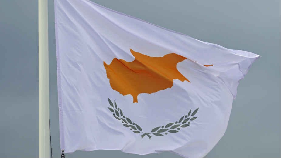 Policija na Kipru razbila ilegalnu evropsku bandu koja je lažnim brakovima omogućavala imigraciju 1
