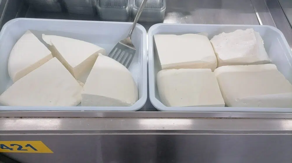 Mlekoprodukt povlači sa tržišta jednu vrstu sira zbog bakterije 3