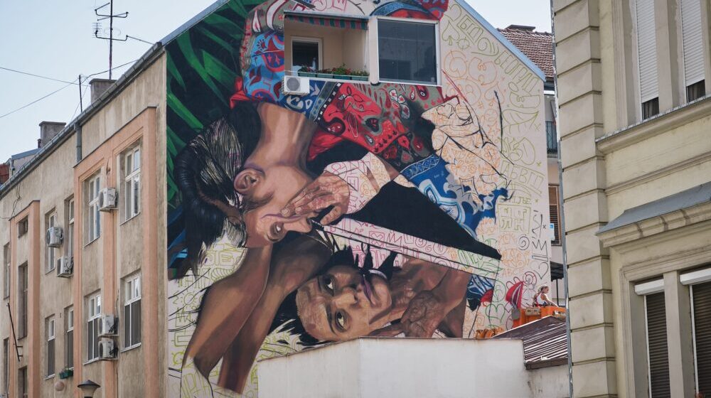 Turbulentan život i poezija Gine Ranjičić na zidu Solunske 18 1