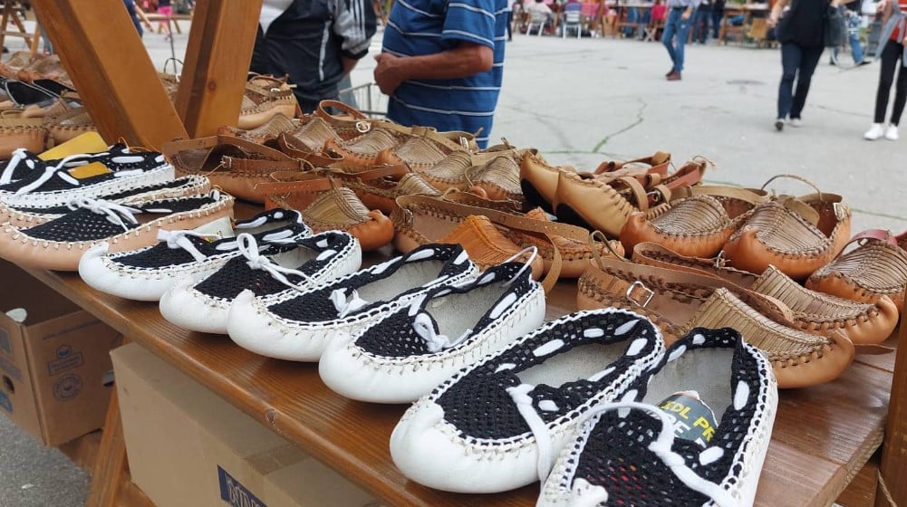 "Bojim se da će opanci u Zaječaru nestati kada mene više ne bude": Tužna ispovest poslednjeg opančara Jovana 3