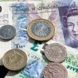 Britanska funta pala na svoj najniži nivo u odnosu na dolar 12
