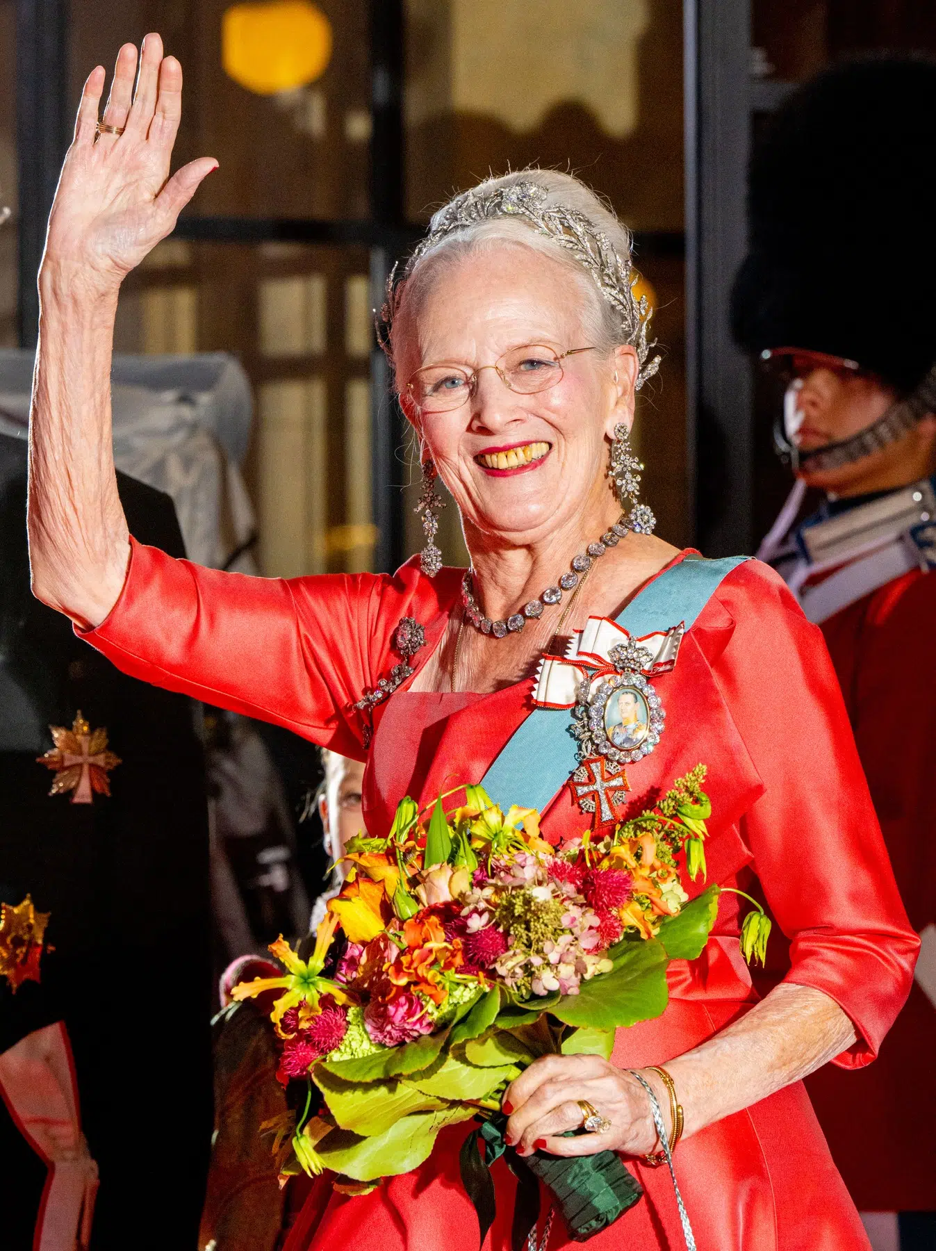 Ima 82 godine, umetnica je i strastveni pušač: Ona je sada najdugovečnija kraljica Evrope 2