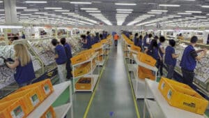 U trećem kvartalu 2025. godine ukupan broj zaposlenih je iznosio 2.365.745 lica, što je za 73 više nego u istom tromesečju prošle godine, opštio je Republički zavod za statistiku.