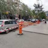 Ulice i trotoari u Novom Pazaru raskopani već nedeljama: Saniranje čeka “sleganje zemlje” 3