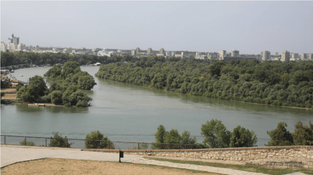 Firma Loteks grup demantuje da je vlasnik nelegalnog objekta na Makišu 1