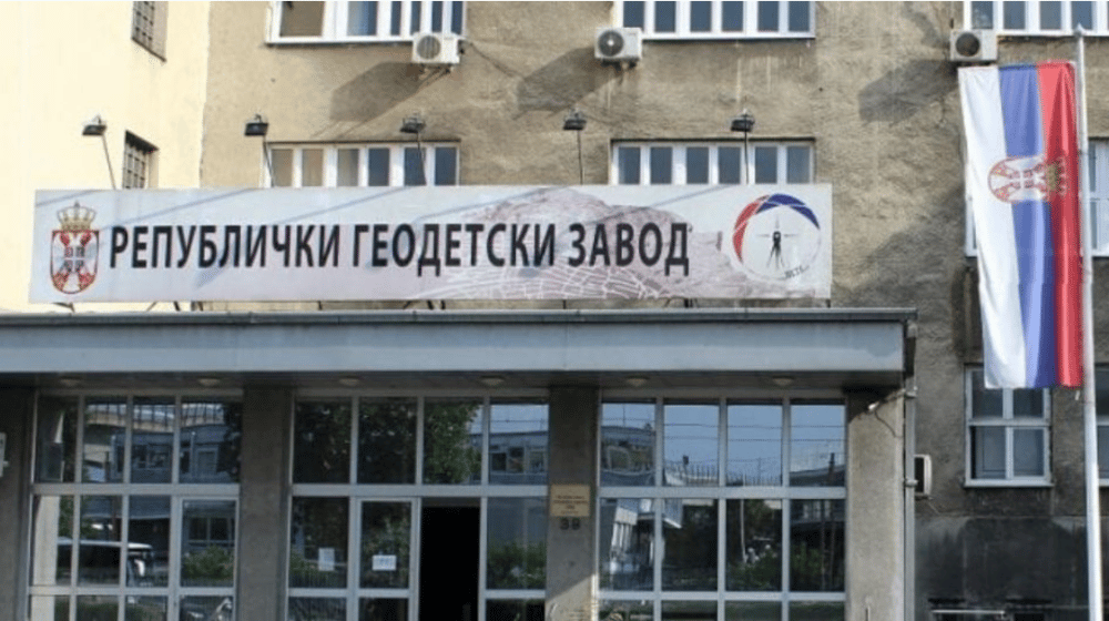 Sindikati: Objave o advokatima, beležnicima i kancelarijama privatnih geodetskih organizacija nanose štetu ugledu RGZ-a 1