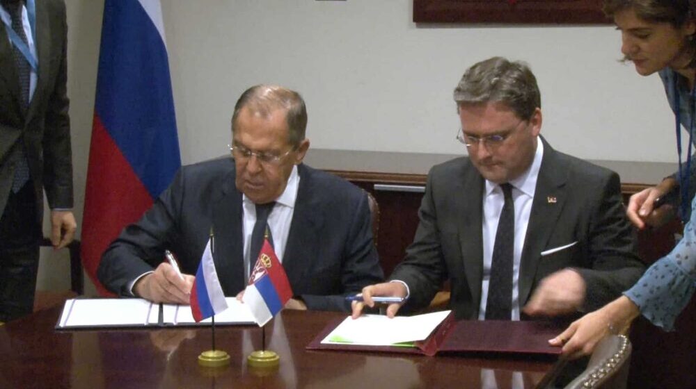 Da li dvogodišnji plan konsultacija sa Rusijom znači da joj Srbija neće uvoditi sankcije? 1