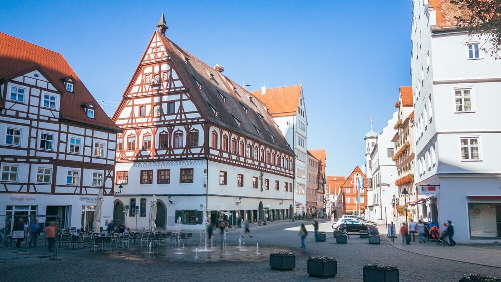 Kuće podignute na krateru asteroida: Nemački grad koji leži na tonama dijamanata 3