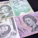 Novčanice, markice i zastave: Kako će se promeniti kraljevski simboli posle smrti kraljice Elizabete II? 5