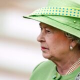 „Let bele čaplje se vidi samo jednom“: Ko oplakuje smrt Elizabete II a kome je "dosta monarhije"? 10