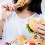 Prejedanje zbog stresa: Kako da iskontrolišete ishranu kada ste pod jakim emocijama? 11