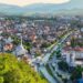 Eparhija raško- prizrenska: Incident u Prizrenu - Albanac okačio zastavu OVK na srpski autobus 5