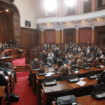 Administrativni odbor Skupštine Srbije zamolio poslanike da se dogovore oko rasporeda sedenja 19