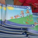Vlada donela odluku o besplatnim udžbenicima za osnovce 11
