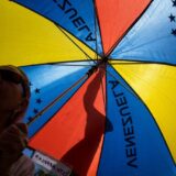 Kolumbija i Venecuela otvorile granicu nakon sedam godina 13