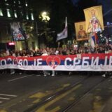 Šta pišu strane agencije o maršu hiljade ljudi protiv Evroprajda u Beogradu? 7