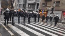 Šetnja u okviru Evroprajda održana uprkos prethodnoj zabrani: Veliki broj protivnika, policije i stranih gostiju 10