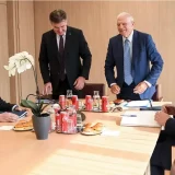 Šta znače Vučićeve i Lajčakove oprečne izjave o "novoj armaturi" pregovora? 2