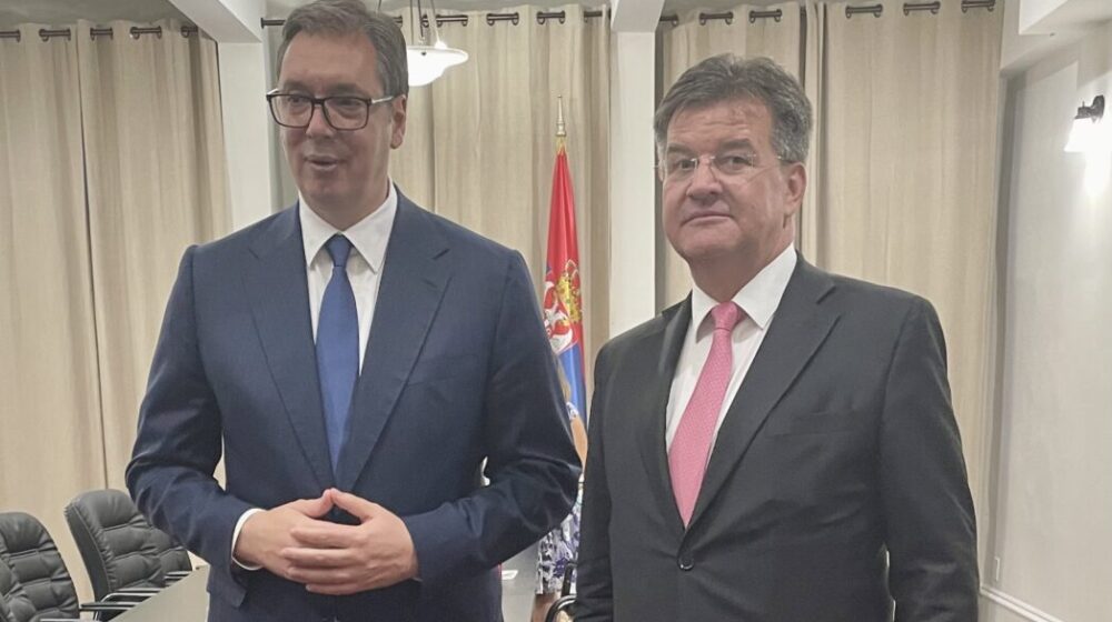Šta je tačno o dokumentu koji je Vučić video, a u EU tvrde da ne postoji? 1