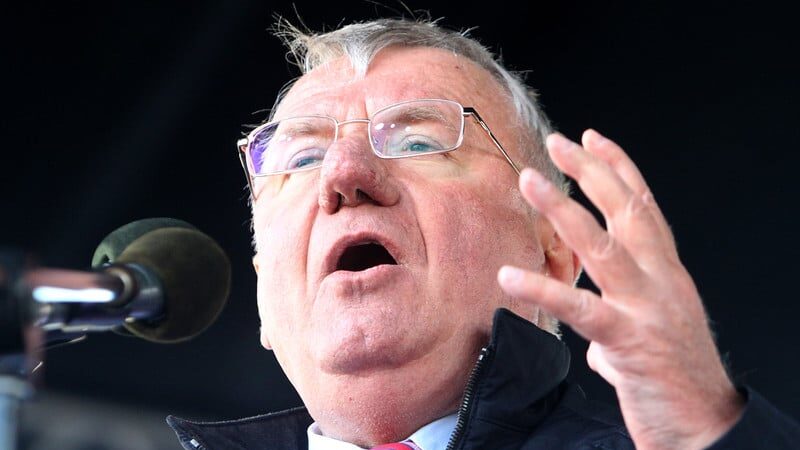 Glas Amerike: Oštra reakcija Evropske komisije povodom crkvenog odlikovanja Šešelja 1