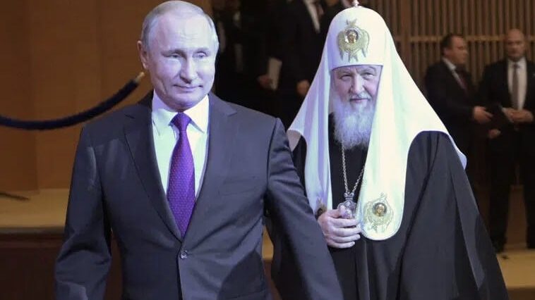 Ruski patrijarh Kiril ima koronu 1